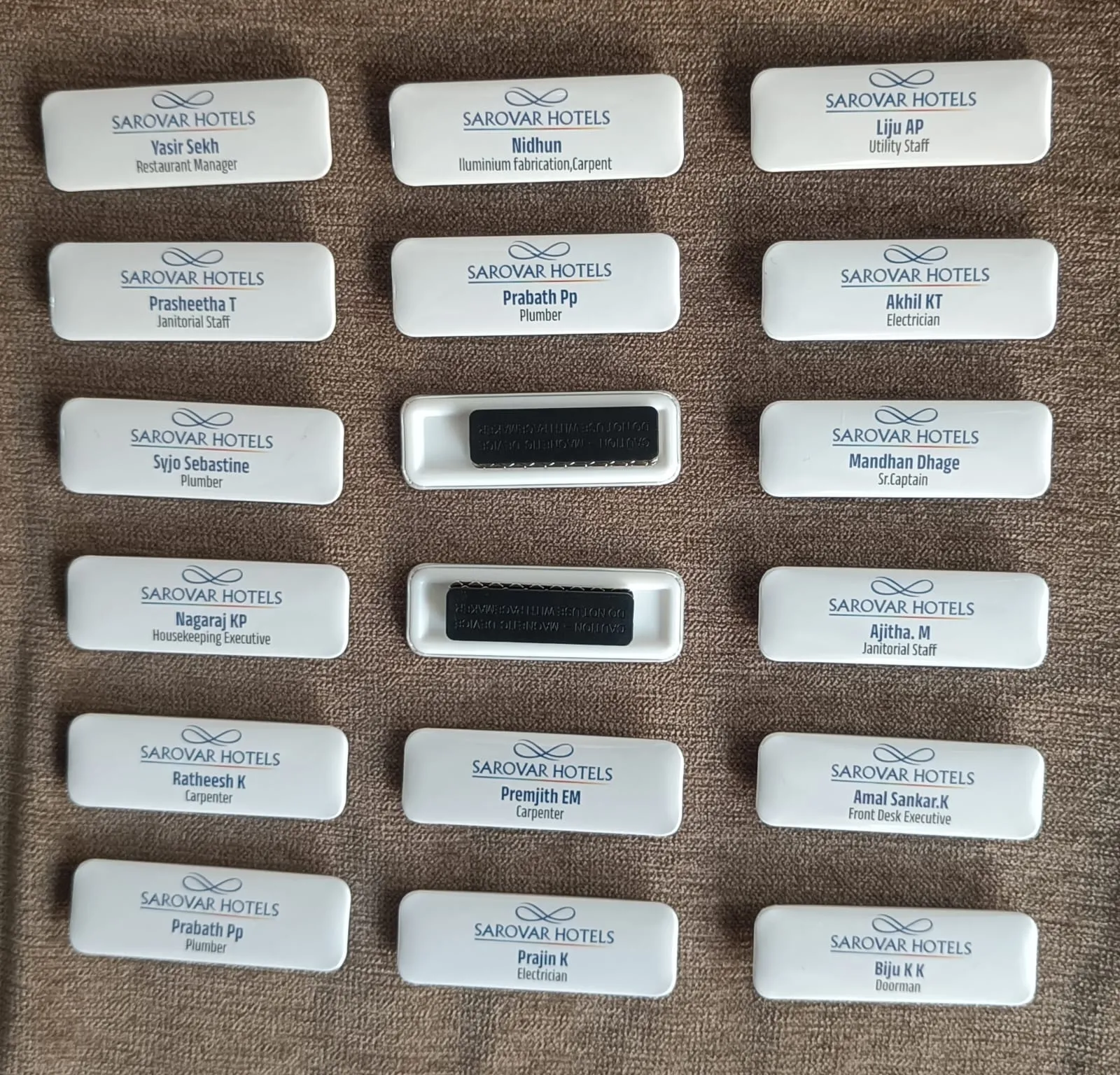 PLASTIC NAME BADGE — image 3