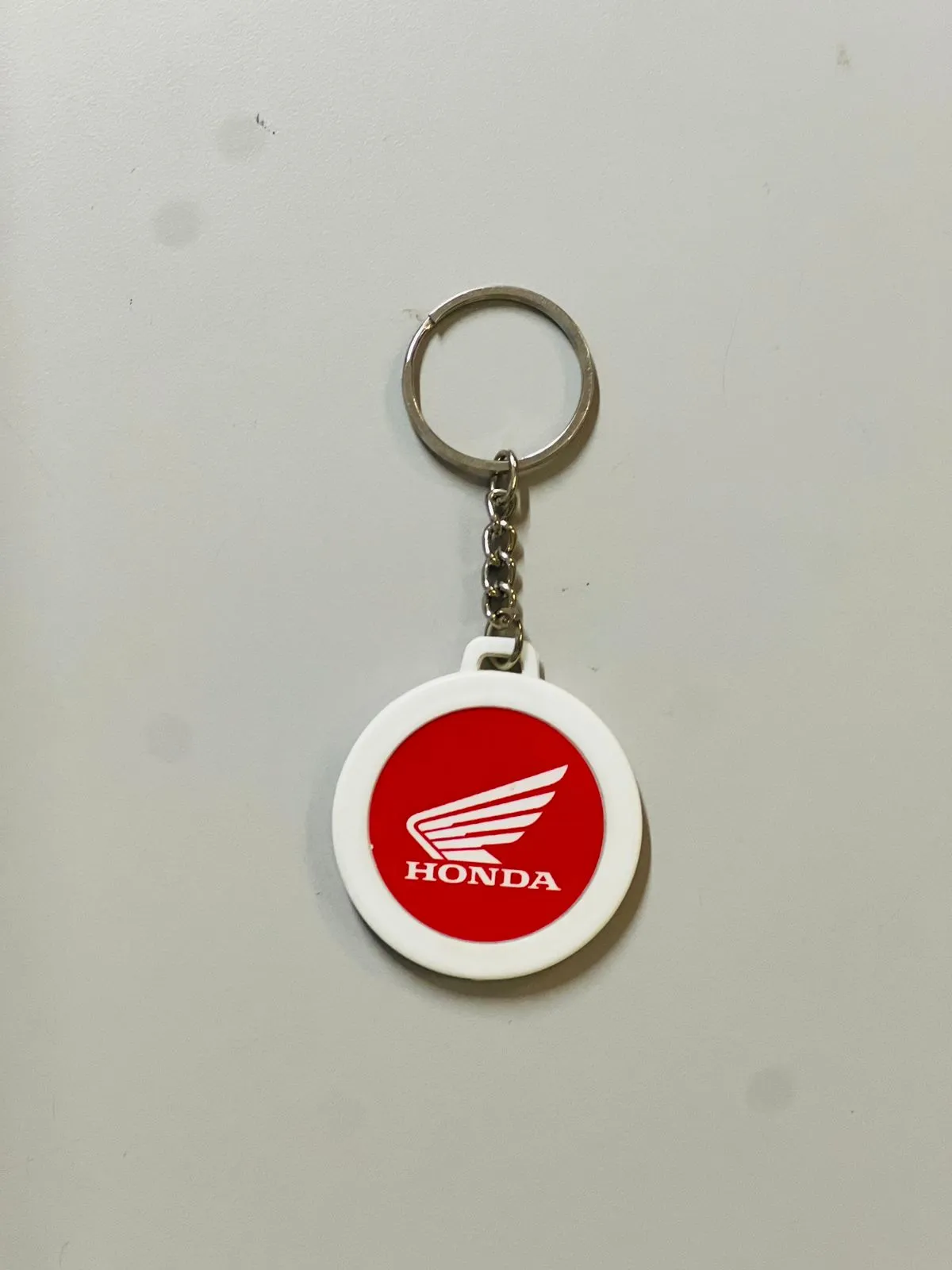 PVC ROUND KEYCHAIN — image 1
